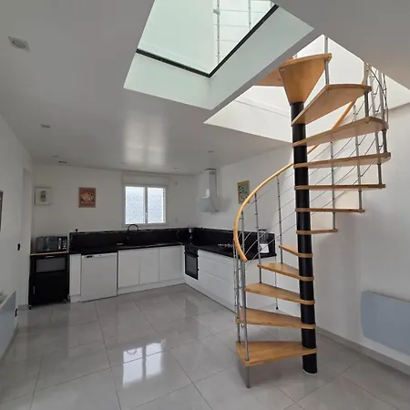 Holiday home Maison A 8 Mn De L'ile De Re Et De La Rochelle 2 5 Personnes *